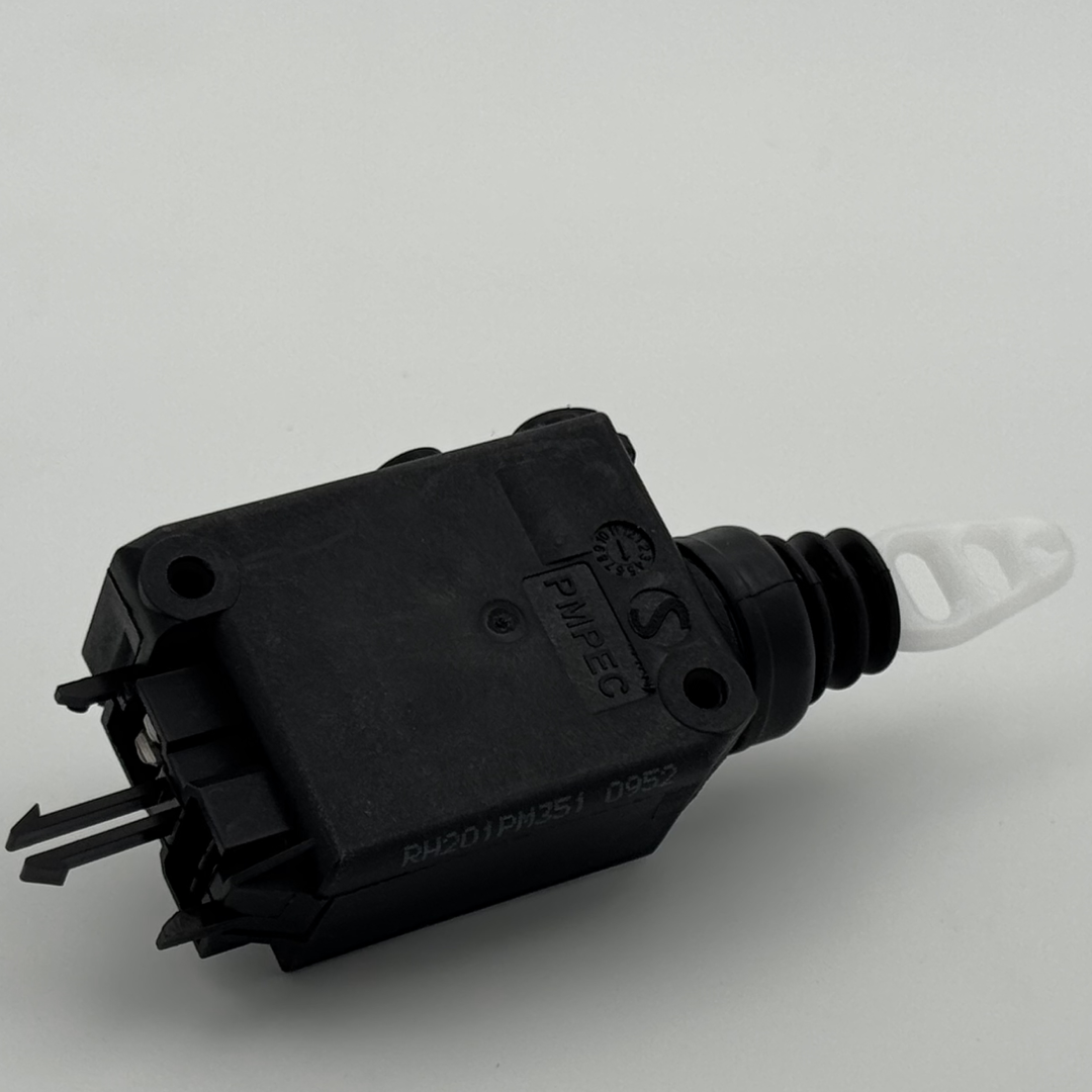 جعبه محرک برقی قفل درب عقب (پمپ عقب پژو_2فیش)